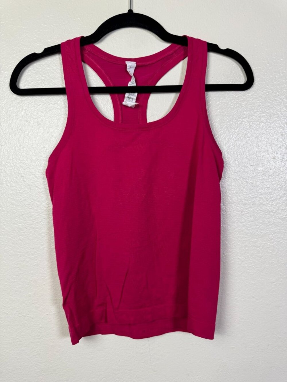 Lululemon Racerback Tank Top Pink Size 4 Lightweight Stretchy Activewear